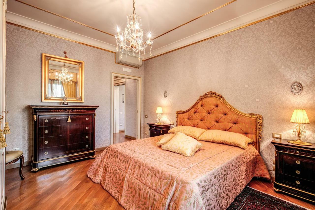 Ferienwohnung Domus Vittoria - The Luxury Quintessence Sorrent Exterior foto